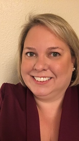 Jennifer Johnsen headshot